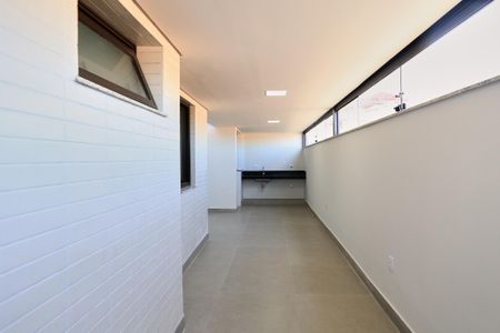 Apartamento para alugar com 115m², 3 quartos e 3 vagas Apartamento para alugar com 115m², 3 quartos e 3 vagasÁrea de Serviço