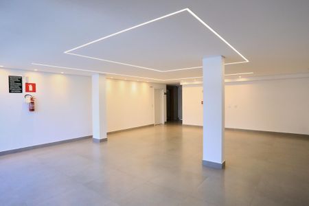 Apartamento para alugar com 115m², 3 quartos e 3 vagas Apartamento para alugar com 115m², 3 quartos e 3 vagasHall