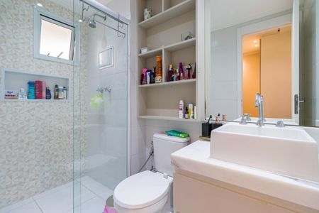 Apartamento à venda com 129m², 3 quartos e 2 vagasBanheiro da Suíte 2