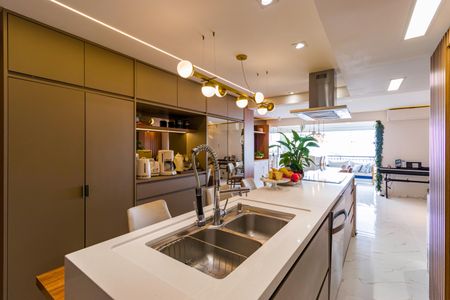 Apartamento à venda com 129m², 3 quartos e 2 vagasCozinha