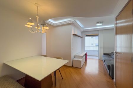 Apartamento para alugar com 70m², 3 quartos e 2 vagasSala