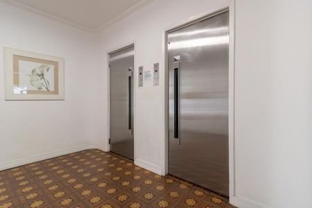 Apartamento à venda com 44m², 1 quarto e 1 vagaÁrea comum - Elevadores