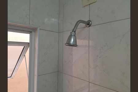 Casa à venda com 135m², 3 quartos e 3 vagasBanheiro Quarto 2