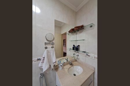 Casa à venda com 135m², 3 quartos e 3 vagasBanheiro Quarto 3