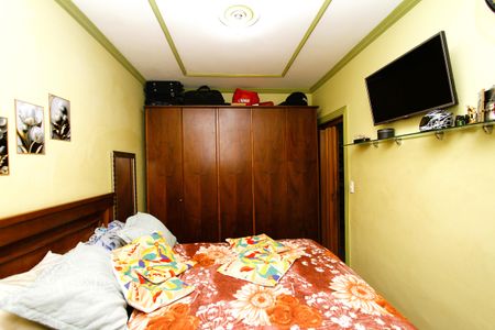 Casa à venda com 219m², 4 quartos e 4 vagasQuarto 2