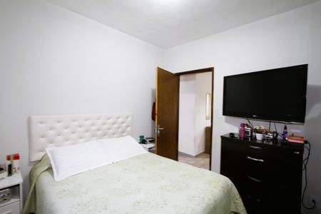 Casa à venda com 219m², 4 quartos e 4 vagasQuarto 1 casa 2