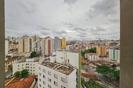 Vista da Sala de apartamento à venda com 2 quartos, 85m² em Grajaú, Belo Horizonte
