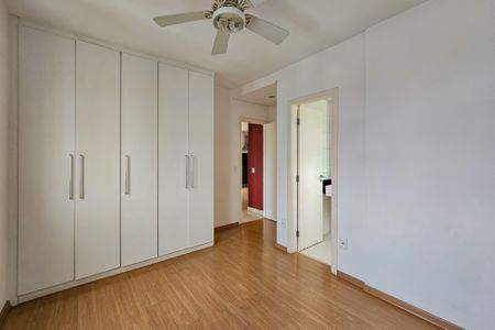Apartamento à venda com 85m², 2 quartos e 1 vagaSuíte