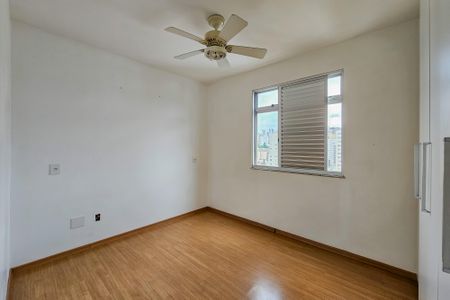 Apartamento à venda com 85m², 2 quartos e 1 vagaSuíte