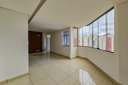 Apartamento à venda com 85m², 2 quartos e 1 vagaSala