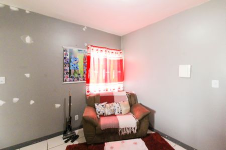 Sala de apartamento à venda com 2 quartos, 48m² em Guajuviras, Canoas