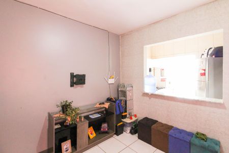 Sala de apartamento à venda com 2 quartos, 48m² em Guajuviras, Canoas
