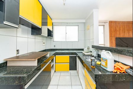 Apartamento à venda com 100m², 2 quartos e 1 vagaCozinha