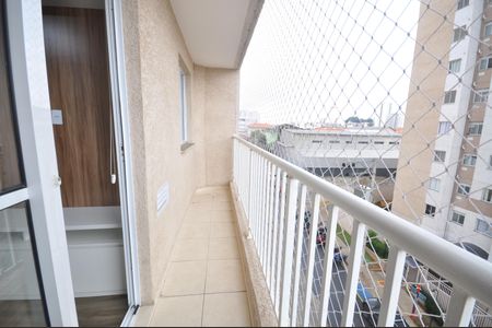 Sacada da Sala de apartamento para alugar com 1 quarto, 29m² em Parque Vitoria, São Paulo