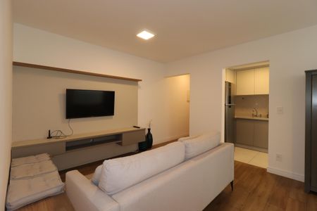 Sala de apartamento para alugar com 2 quartos, 64m² em Jardim Bela Vista, Santo André