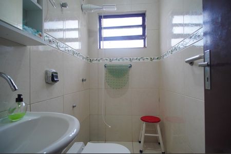 Casa à venda com 135m², 3 quartos e 2 vagasBanheiro de Serviço