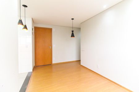 Sala de apartamento para alugar com 2 quartos, 43m² em Colônia (zona Leste), São Paulo