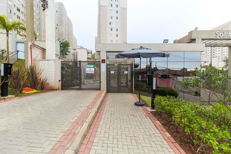 Apartamento para alugar com 43m², 2 quartos e 1 vaga Apartamento para alugar com 43m², 2 quartos e 1 vagaFachada