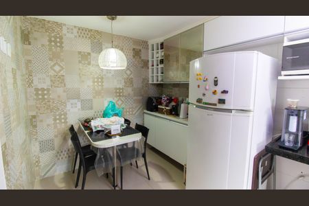 Apartamento à venda com 88m², 2 quartos e 1 vagaCozinha