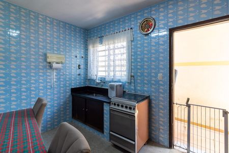 Casa à venda com 250m², 3 quartos e 4 vagas Casa à venda com 250m², 3 quartos e 4 vagasCozinha