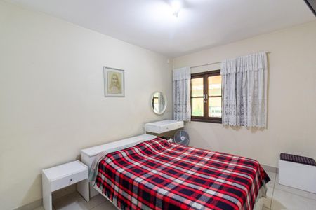 Casa à venda com 250m², 3 quartos e 4 vagas Casa à venda com 250m², 3 quartos e 4 vagasQuarto 3 - Suíte