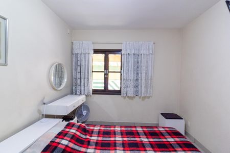 Casa à venda com 250m², 3 quartos e 4 vagas Casa à venda com 250m², 3 quartos e 4 vagasQuarto 3 - Suíte