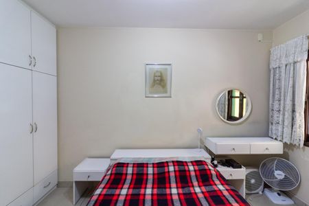 Casa à venda com 250m², 3 quartos e 4 vagas Casa à venda com 250m², 3 quartos e 4 vagasQuarto 3 - Suíte