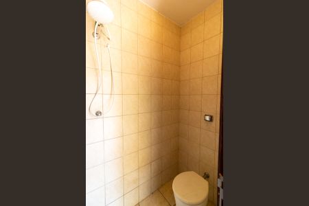 Casa à venda com 250m², 3 quartos e 4 vagas Casa à venda com 250m², 3 quartos e 4 vagasBanheiro de Serviço