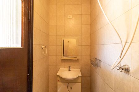 Casa à venda com 250m², 3 quartos e 4 vagas Casa à venda com 250m², 3 quartos e 4 vagasBanheiro de Serviço