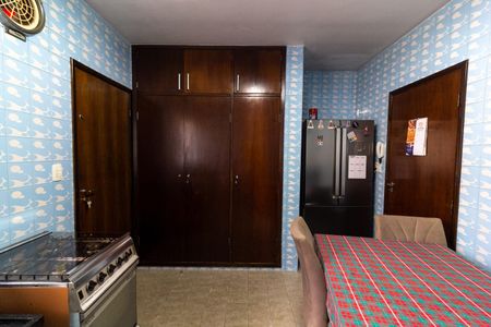 Casa à venda com 250m², 3 quartos e 4 vagas Casa à venda com 250m², 3 quartos e 4 vagasCozinha