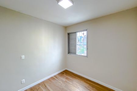 Apartamento à venda com 83m², 3 quartos e 1 vagaQuarto 2