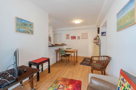 Sala de apartamento para alugar com 2 quartos, 65m² em Bela Vista, São Paulo