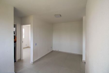 Sala de apartamento para alugar com 2 quartos, 42m² em Jardim Egle, São Paulo