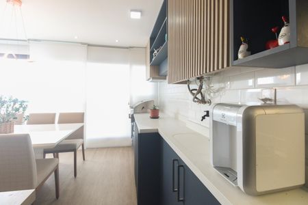 Apartamento à venda com 65m², 2 quartos e 1 vagaÁrea de Serviço 