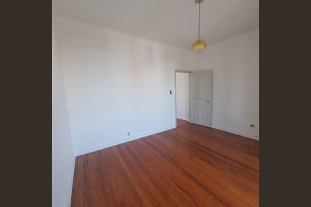 Casa para alugar com 180m², 3 quartos e 3 vagasSala