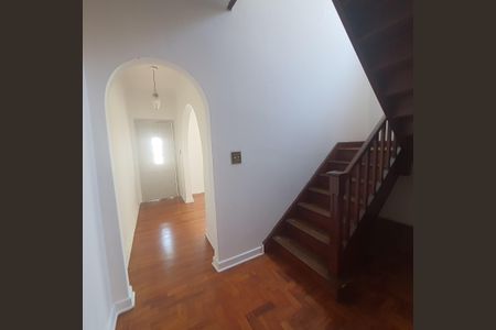 Casa para alugar com 180m², 3 quartos e 3 vagasCorredor