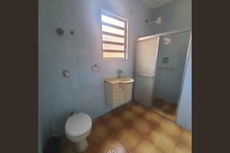 Casa para alugar com 180m², 3 quartos e 3 vagasBanheiro Social