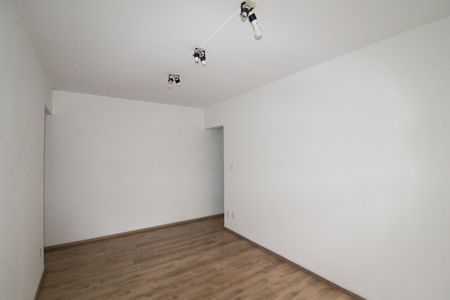 Apartamento à venda com 64m², 2 quartos e 1 vagaSala