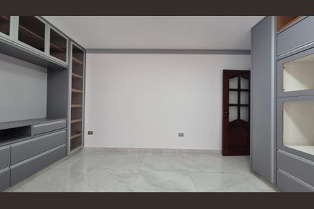 Casa à venda com 350m², 4 quartos e 3 vagas Casa à venda com 350m², 4 quartos e 3 vagasCozinha