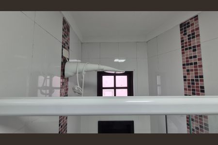 Casa à venda com 350m², 4 quartos e 3 vagas Casa à venda com 350m², 4 quartos e 3 vagasBanheiro da suíte 3