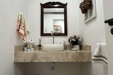 Apartamento para alugar com 120m², 4 quartos e 2 vagasLavabo