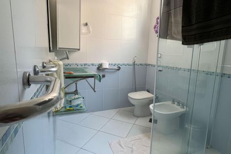 Apartamento para alugar com 120m², 4 quartos e 2 vagasBanheiro da Suíte