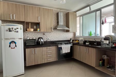Apartamento para alugar com 120m², 4 quartos e 2 vagasCozinha