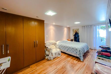 Casa à venda com 192m², 3 quartos e 2 vagasQuarto 3 - Suíte