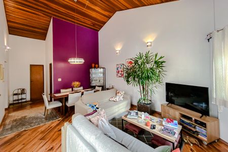 Casa à venda com 192m², 3 quartos e 2 vagasSala