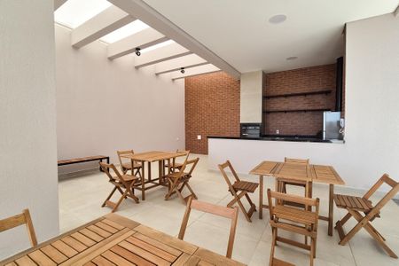 Apartamento à venda com 48m², 2 quartos e 1 vaga Apartamento à venda com 48m², 2 quartos e 1 vagaÁrea comum - Churrasqueira