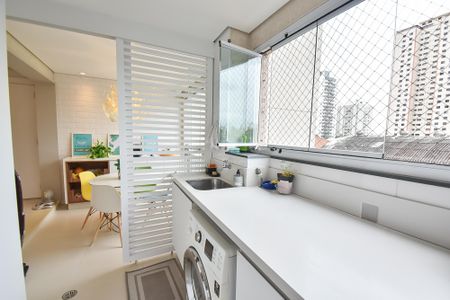 Apartamento à venda com 176m², 3 quartos e 3 vagas Apartamento à venda com 176m², 3 quartos e 3 vagasCopa