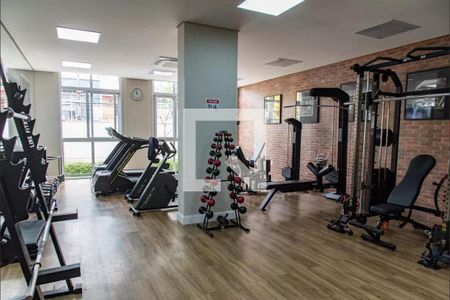 Apartamento à venda com 176m², 3 quartos e 3 vagas Apartamento à venda com 176m², 3 quartos e 3 vagasÁrea comum - Academia