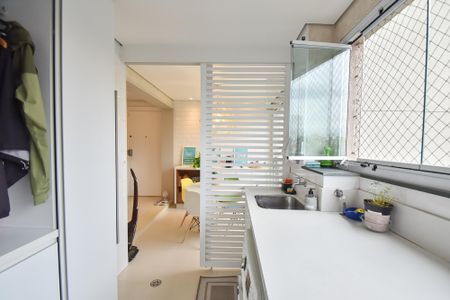 Apartamento à venda com 176m², 3 quartos e 3 vagas Apartamento à venda com 176m², 3 quartos e 3 vagasCopa