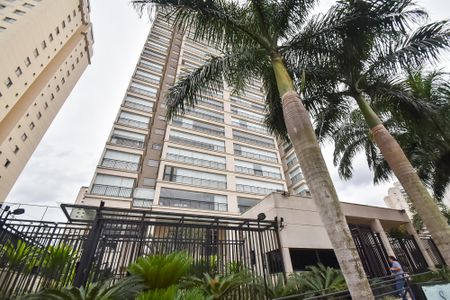Apartamento à venda com 176m², 3 quartos e 3 vagas Apartamento à venda com 176m², 3 quartos e 3 vagasFachada